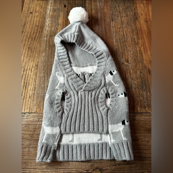 Stylish Gray Dog Print hoodie - Picture 3 of 5